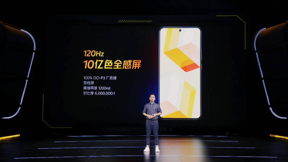 系列|iQOO 8系列手机发布，无短板的堆料狂魔，售价3799元起