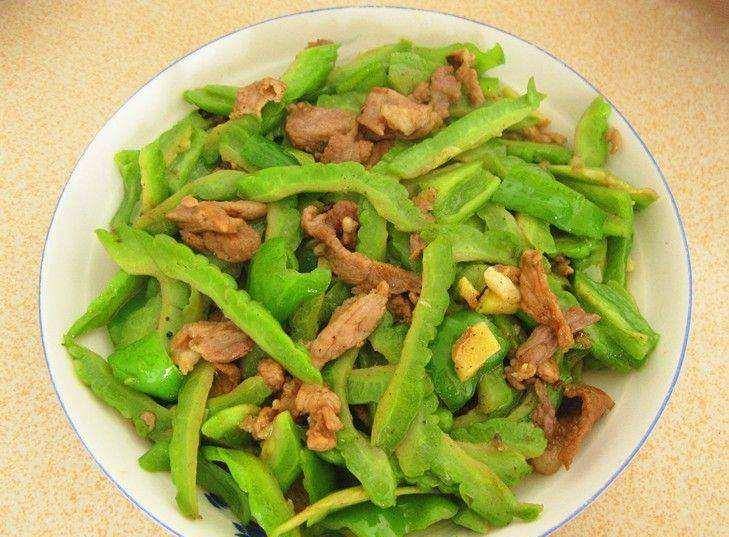 做法|我只服苦瓜此种做法,好吃到舔盘子,软嫩鲜香,保证吃一次就爱上