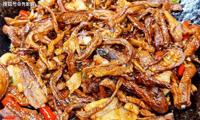 蔬菜|初秋,遇到此菜别手软,买上30斤,晒干囤起来,随吃随取,真省事