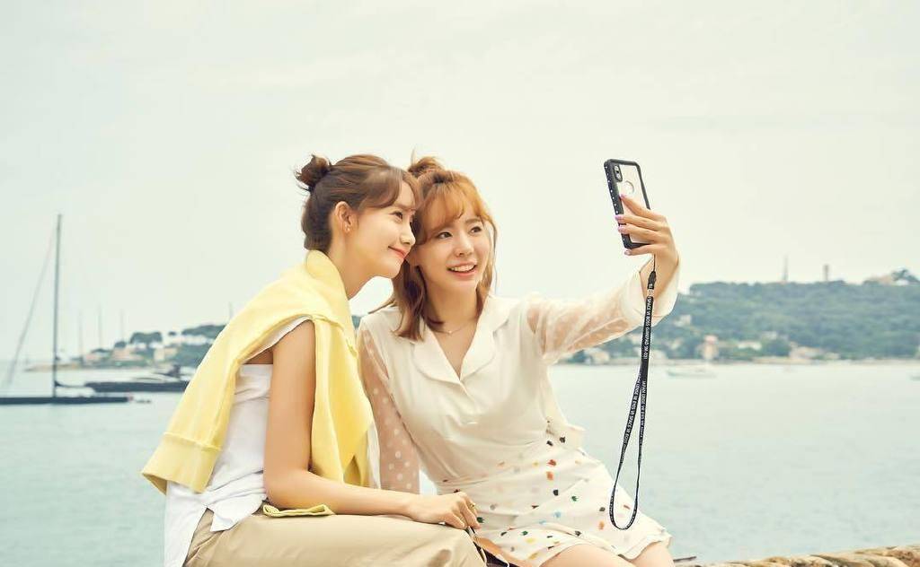 少女时代sunny旅行私服 身高155的她这样穿竟然这么美 比肩允儿 粉紫色