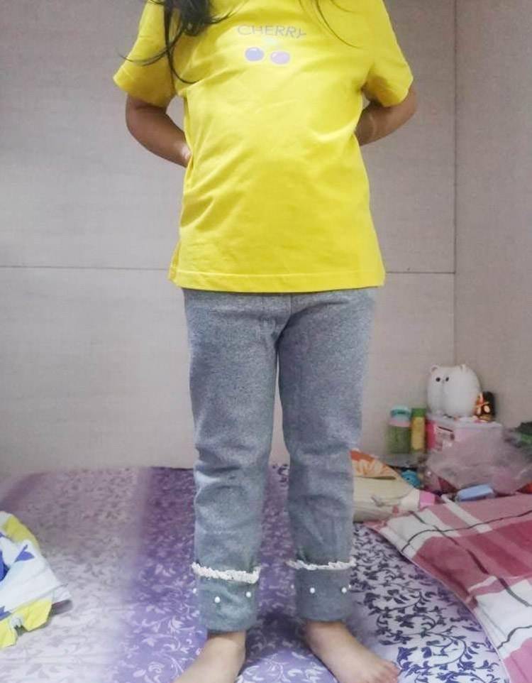 小孩子|超弹的打底裤，珍珠花边作伴，让女宝穿得舒适又有气质