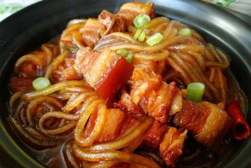 怎样做红薯粉条汤好吃 ec3994c55ecb4989a6ac593efa4f1ff1.jpeg