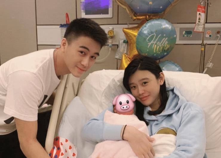 自律|32岁奚梦瑶在家养胎，日常不忘做瑜伽，自律运动的背后满是无奈