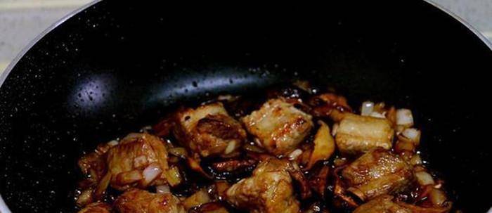 排骨焖饭放盐吗 5ed6cc19904e4a55b62b0fb22c1b261a.jpeg