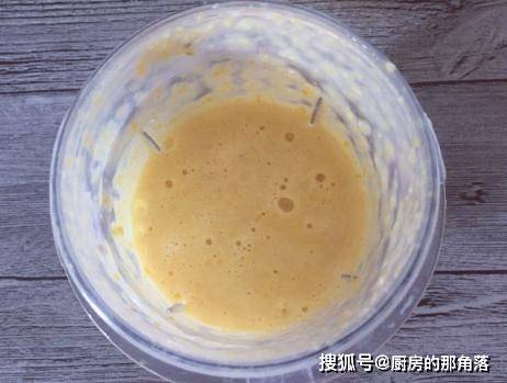 做法|不揉面不发面，也能蓬松香软，这早餐比馒头包子好吃更简单