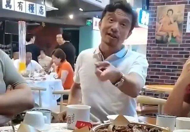 谢晖|谢晖被停职，道歉后怒骂：对此类人渣深恶痛绝