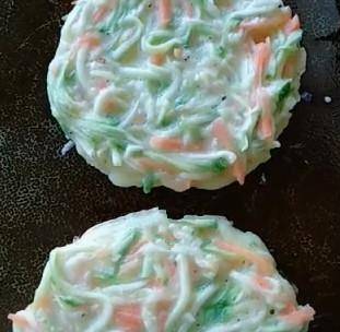 苏打饼干|西葫芦早餐鸡蛋饼好吃营养，推荐给大家