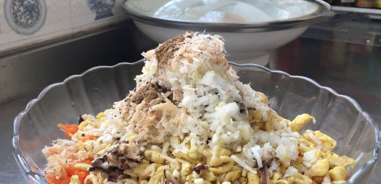 虾皮|早餐学会馅饼的做法，不炒不炸、一切一卷，不吃撑都停不下来