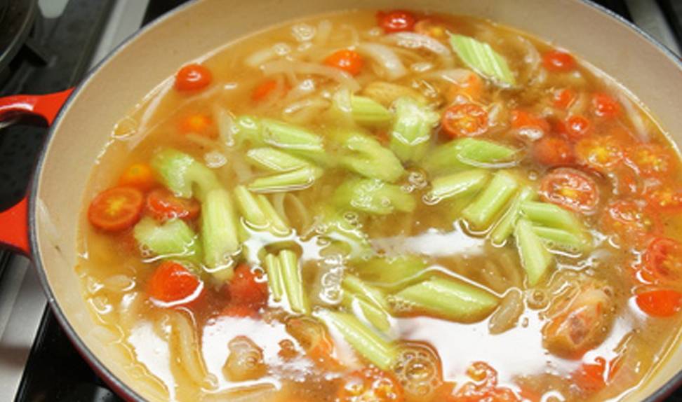 大锅煮面条怎么做好吃 442210094c1943a6acbfd6809c077ca0.jpeg