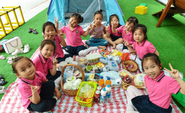 家长|公立幼儿园还是私立幼儿园，家长难以抉择，两者结合或许皆大欢喜