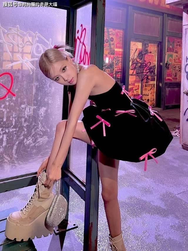 社会性|早秋有它就够了！基础实穿风格百变，可盐可甜时髦得一点儿不费力