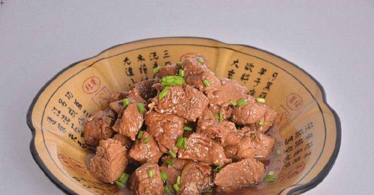 牛肉怎么炖好吃又烂用高压锅 bcf609f55be34668aa3c25e93125d5b6.jpeg