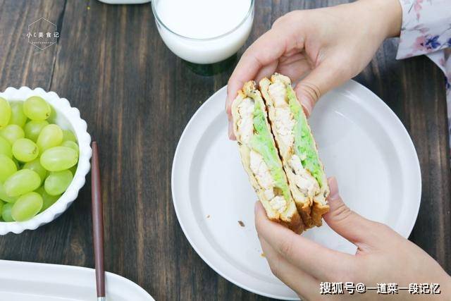 小时候|女儿就喜欢吃三明治，鸡脯肉做三明治，她一吃就喜欢这味道