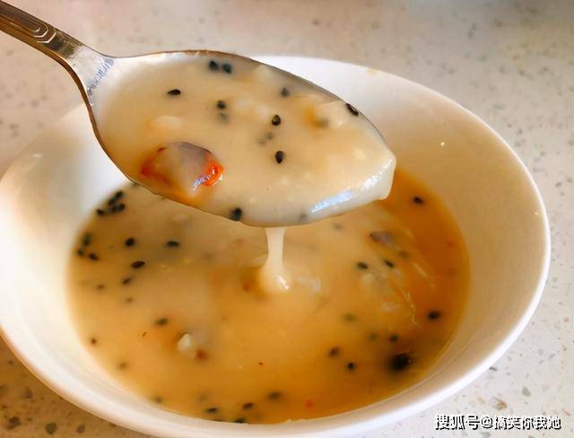 做法|炒面别直接炒，学会老一辈的做法，一次做一罐子，开水一冲就能吃