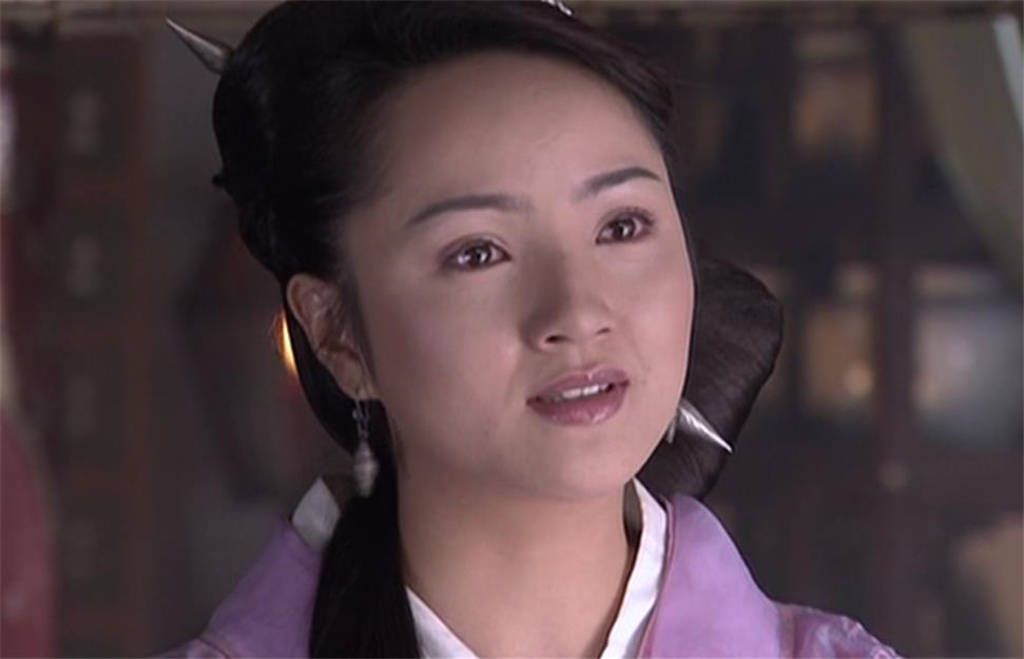 美貌|天龙八部：6版甘宝宝各有各的美，6版钟万仇新版最接近原著