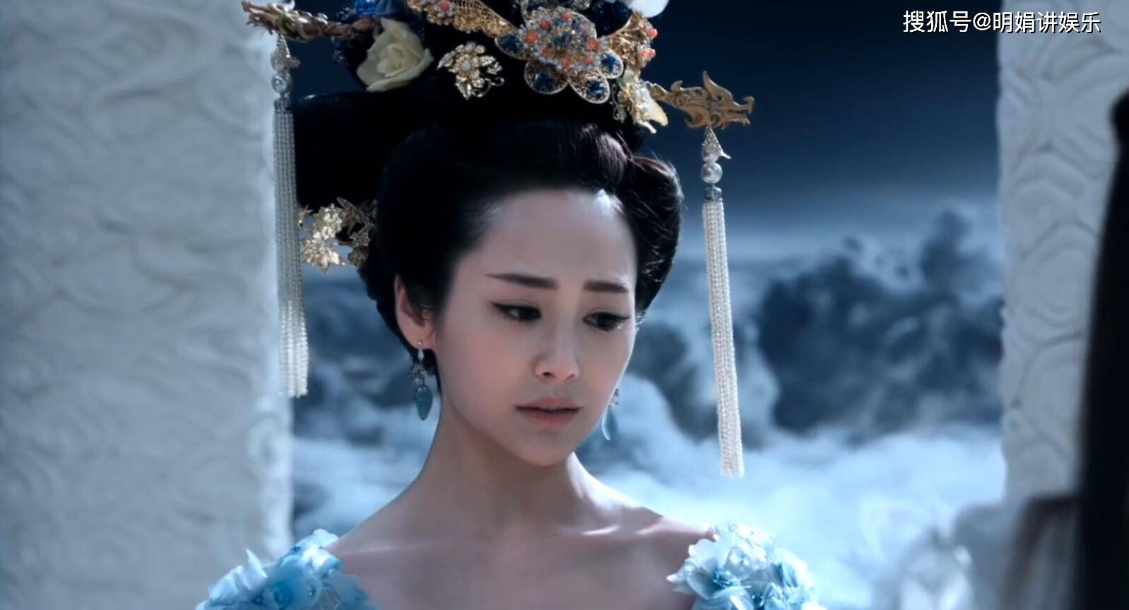 美人|素雅别致的银白流苏美人：锦觅不是最美天仙，素锦胭脂更是惊艳