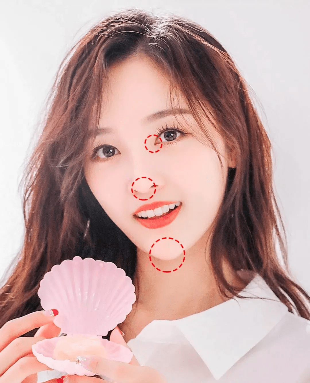 眼睛|什么样的长相特点会显“土味”？女明星都是怎样悄悄变精致的？