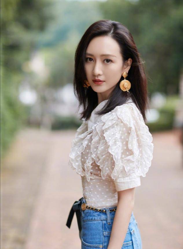卷发|你适不适合有“刘海”？看这3点就对了，留错显老还没气质