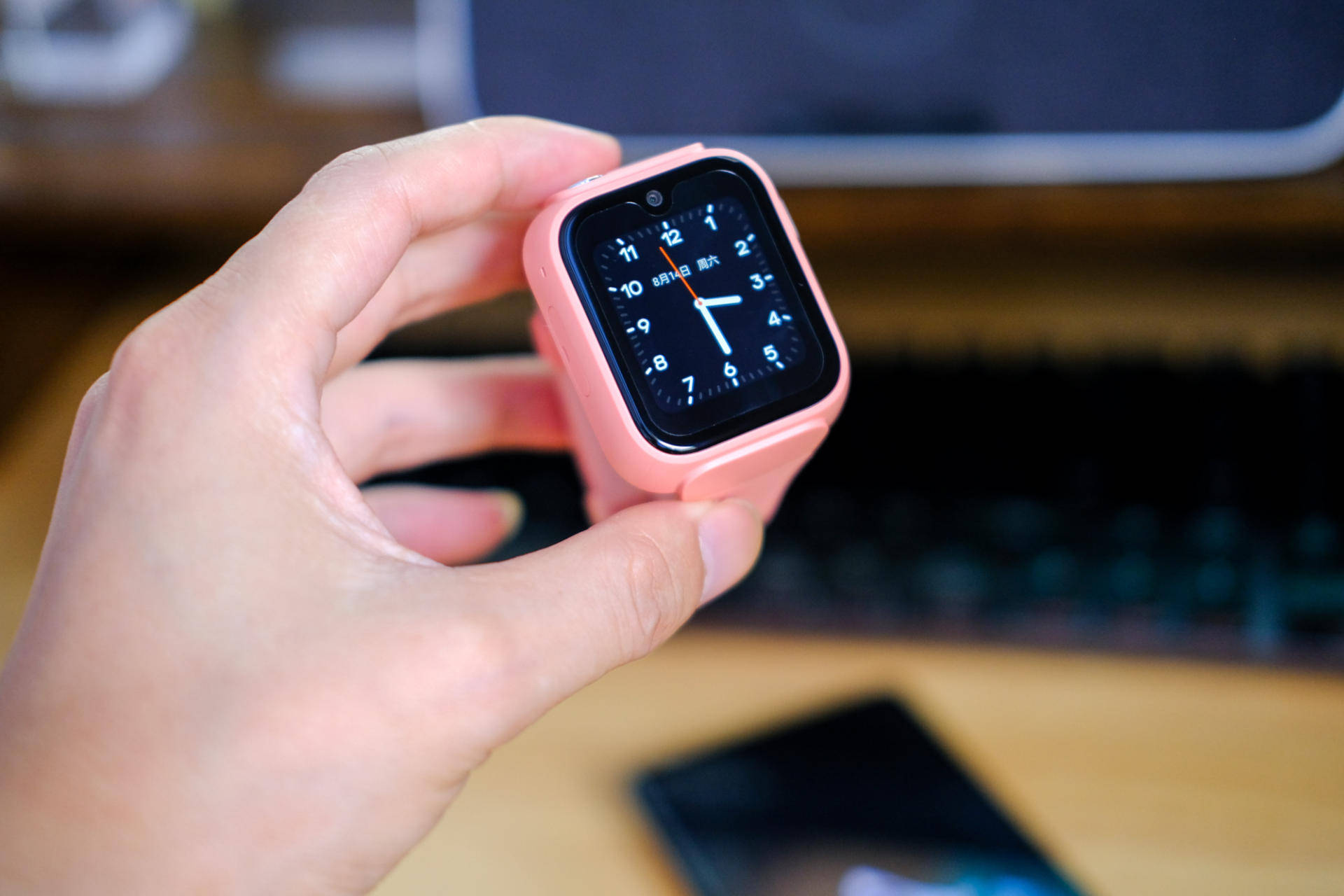 小米米兔儿童手表5x测评:延续高配低价,挑战小天才"霸主"地位_内置