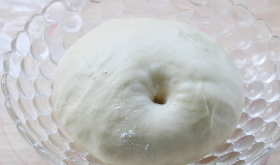 面包|风靡烘焙圈的日式牛奶卷,一次做两盘,开学早餐不愁了