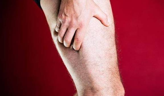 症状|“尿毒症”的前期,身体会出现这3个“变化”,早知道早受益!