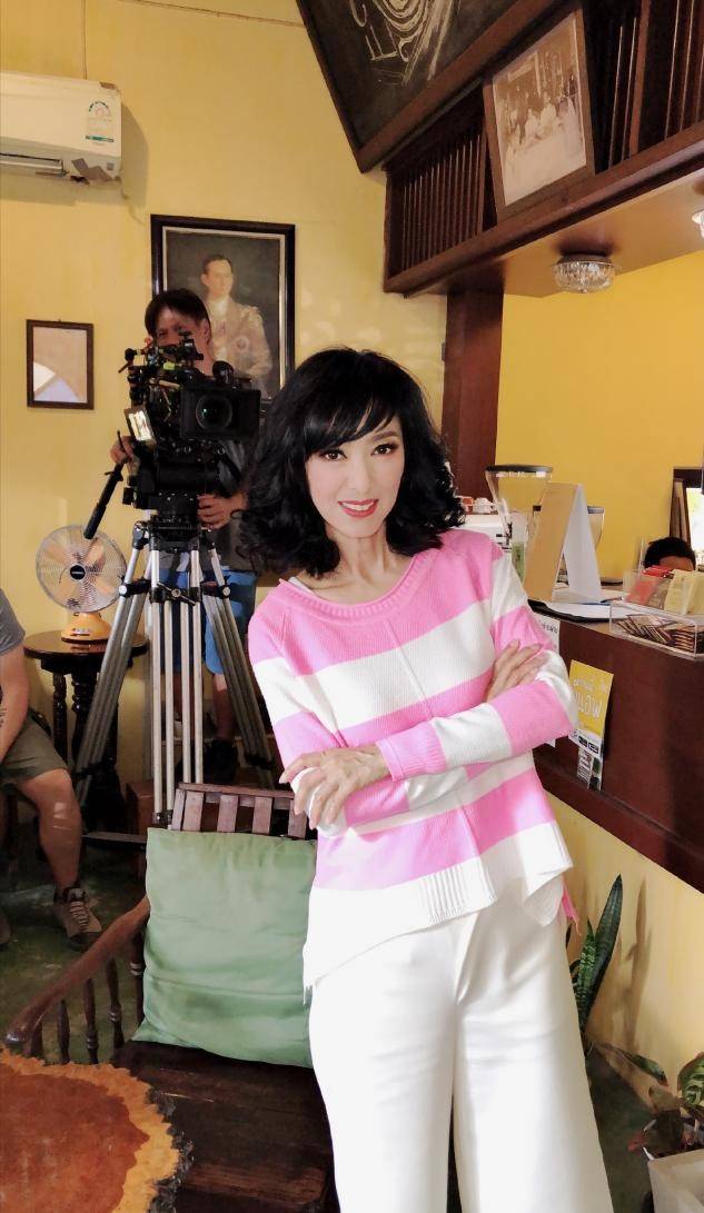 明星经纪人|8位TVB老戏骨齐来内地,米雪居C位红裙瞩目,众男星耐老堪比小生?