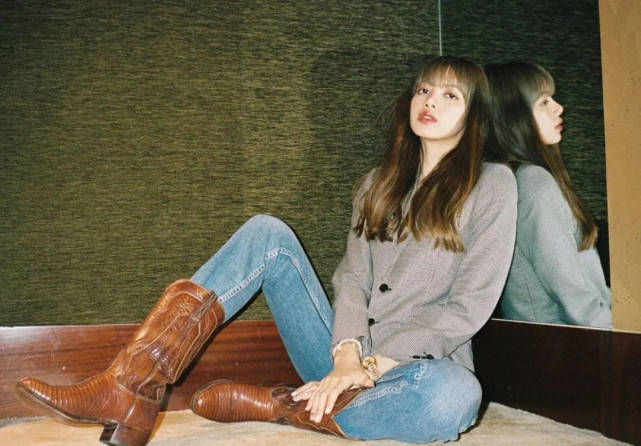 赵丽颖|入秋的鞋子贵在百搭！马丁靴的7种基础LOOK，不会穿的人照搬无误