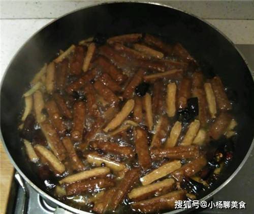 做法|它是最不能放过的解馋零食，简单一煮就吃，都不要去超市买