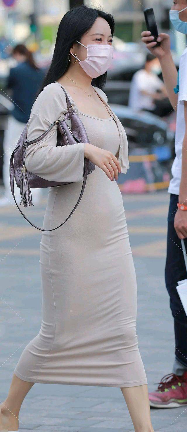 都能|高贵优雅的连衣裙装扮更添清纯美感，展示美好身材，文艺复古