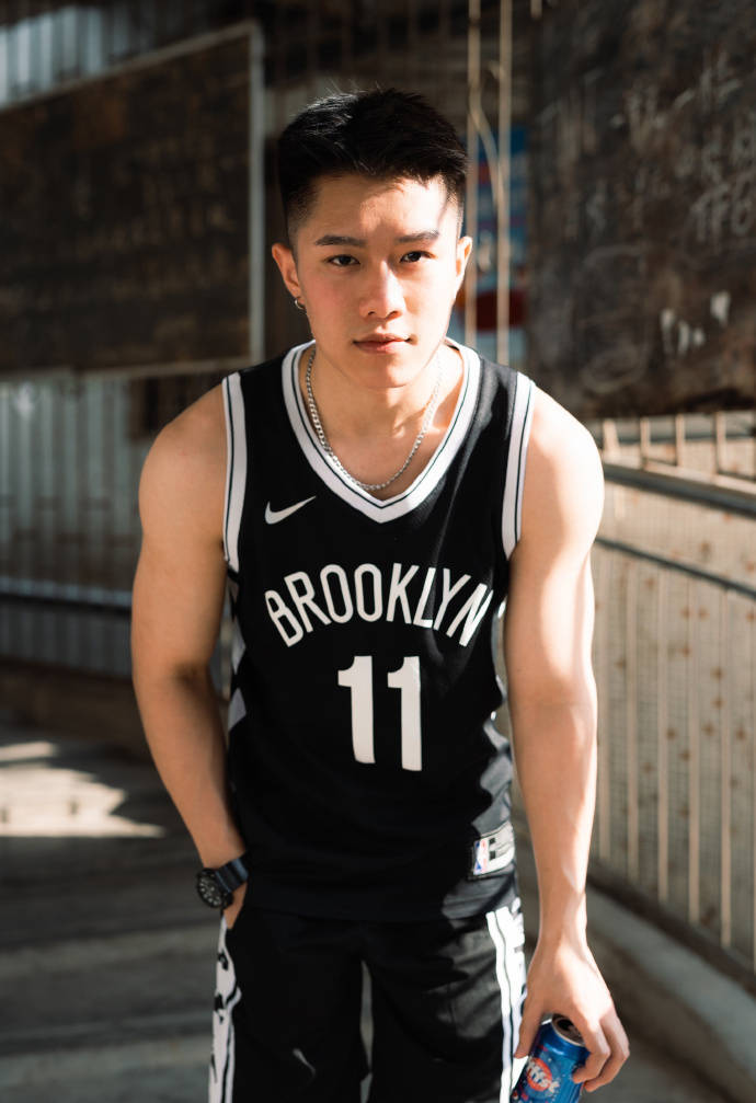 169cm广西男孩,麒麟臂健壮人鱼线漂亮,肌肉线条刚刚好!