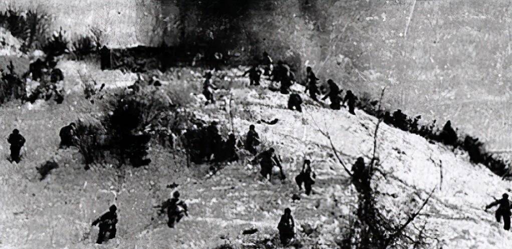 志愿军|《战狼2》之后，吴京又带着一部猛片来了，不是《战狼3》