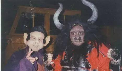 周星驰|31年前，那个把星仔捧成星爷的刘镇伟，为什么现在只能拍烂片？