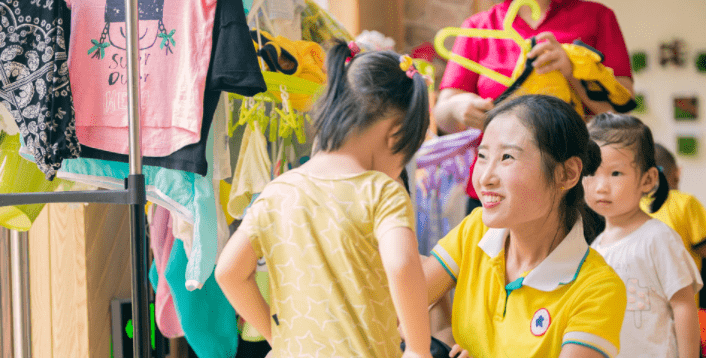 什么|家长呼吁关闭私立幼儿园，是否矫枉过正？教育部的回应来了