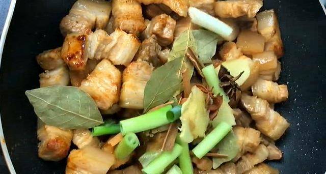 人间|鹌鹑蛋,红烧肉,肥而不腻,美滋滋!