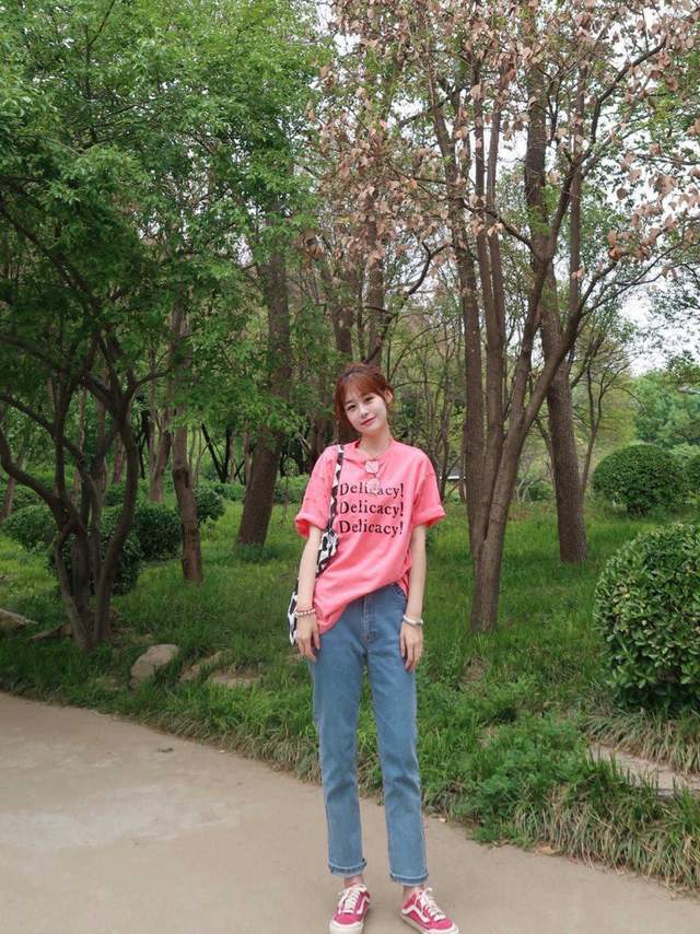 西裤|入秋怎么穿?少买黑白灰,这3套“高级色”,显白衬肤还耐看