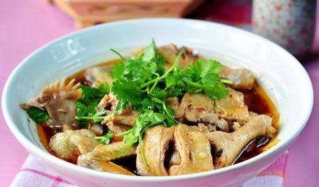 姜片|鸡肉美味又营养，秋天吃正好，此种做法百吃不厌，吃了就念念不忘