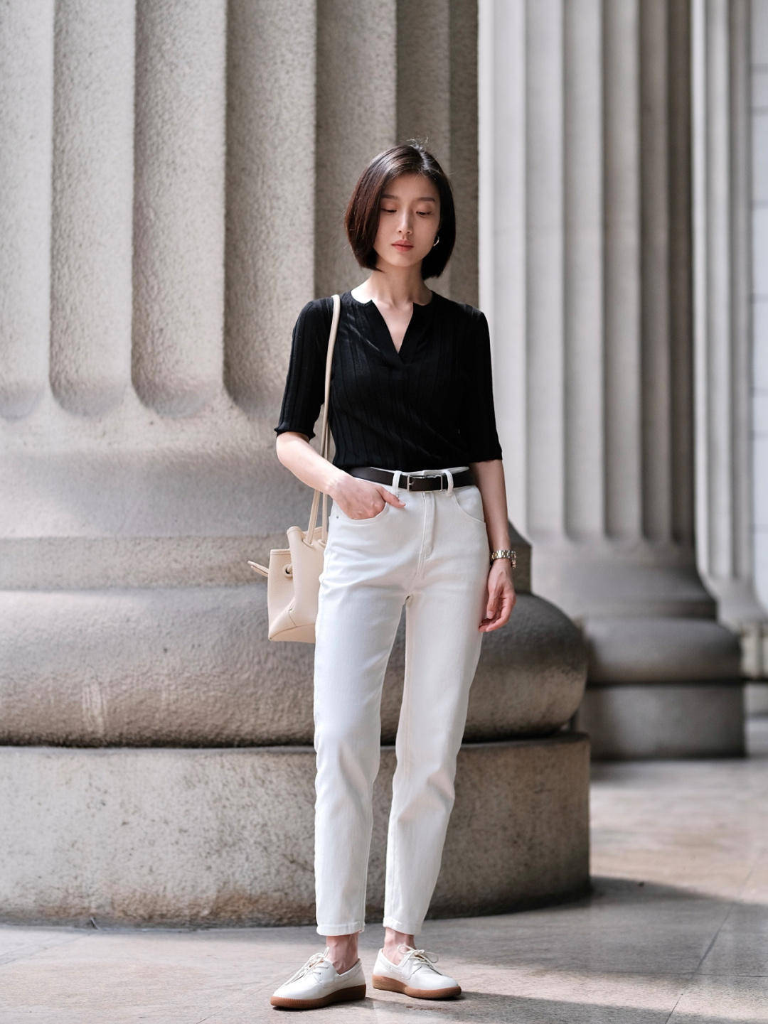 小白|这才是中年女人该穿的“小白裤”，优雅又大气，轻松驾驭多种风格