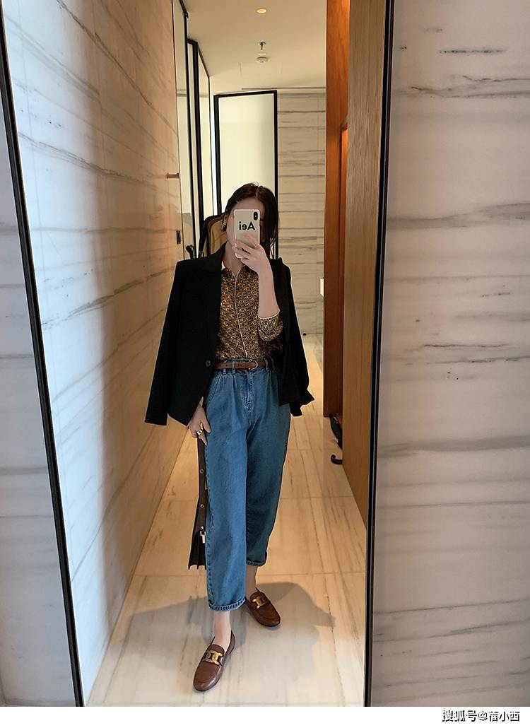 颜色|真正会穿有品味的女人，入秋第1件外套首选“西装”，洋气又高级