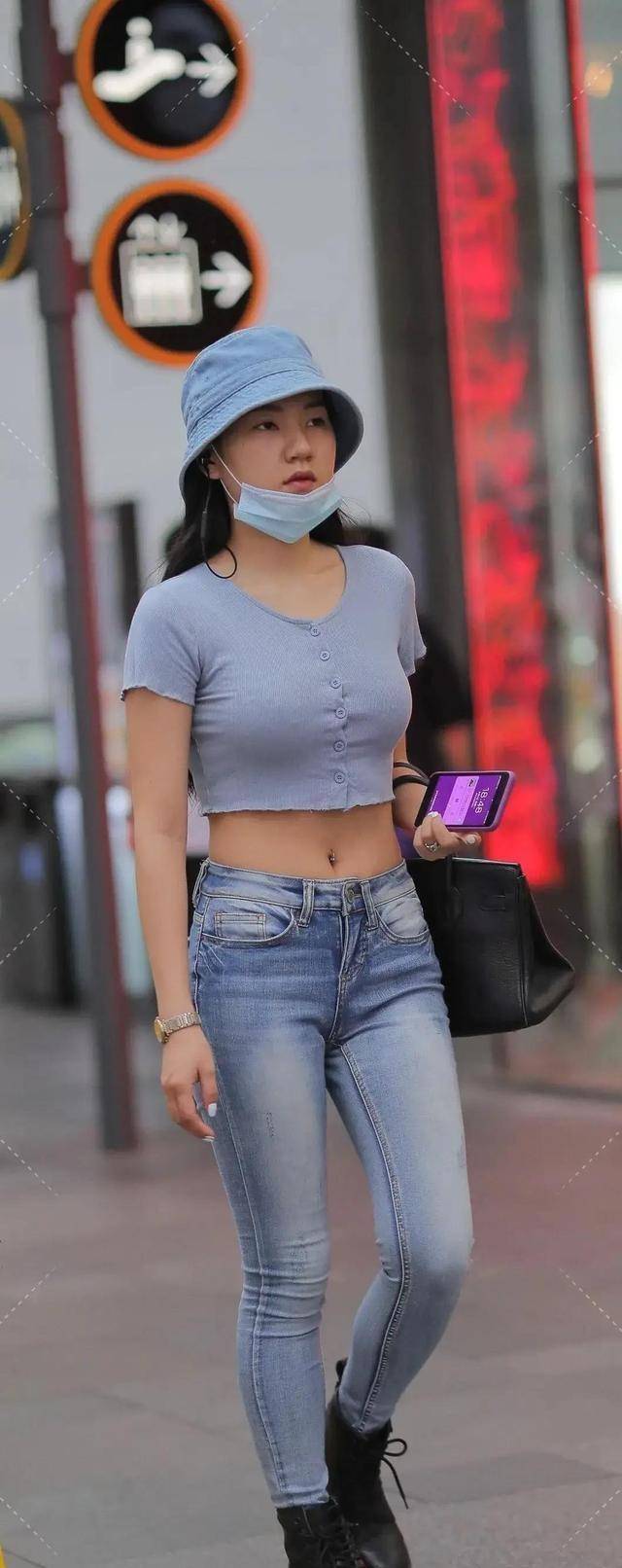 整体|别致潮流的打底裤穿出韩范的味道,显得腿长脚小,高贵冷艳