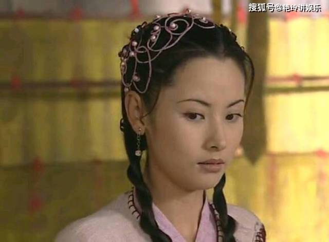 迷宫|满头圆圈迷宫一样复杂的古装女子：王艳胡静杨幂谁最让你眼晕