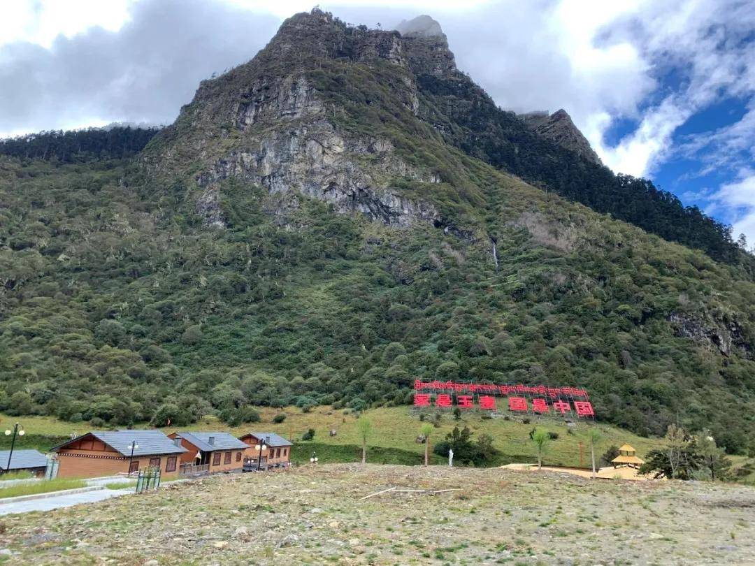 沿着国之大道219走进边境田园玉麦乡