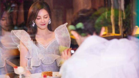 人间|张雨绮退出综艺,手撕平台让芒果很难堪,“人间清醒姐”翻车?