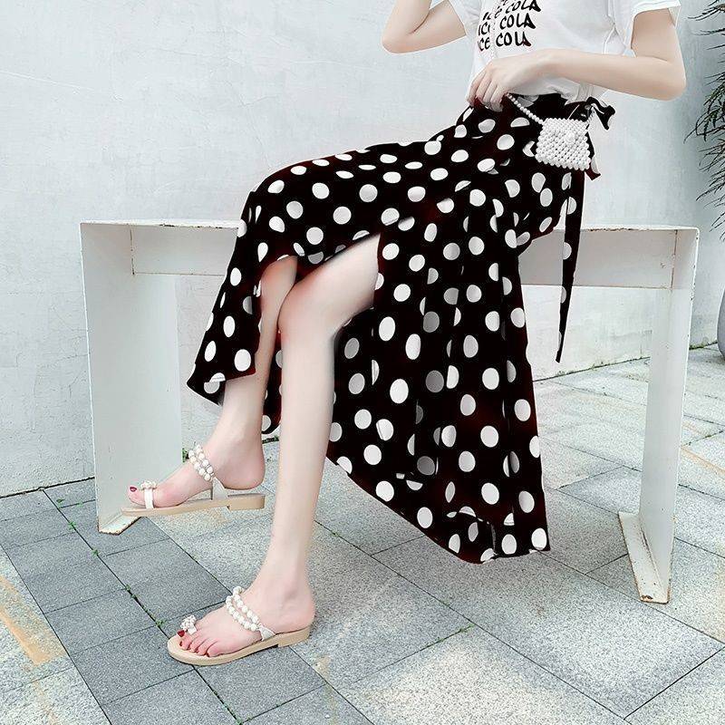 个性|选择一片式半身裙的理由,秀出海滩度假风情,让旅途更有个性魅力