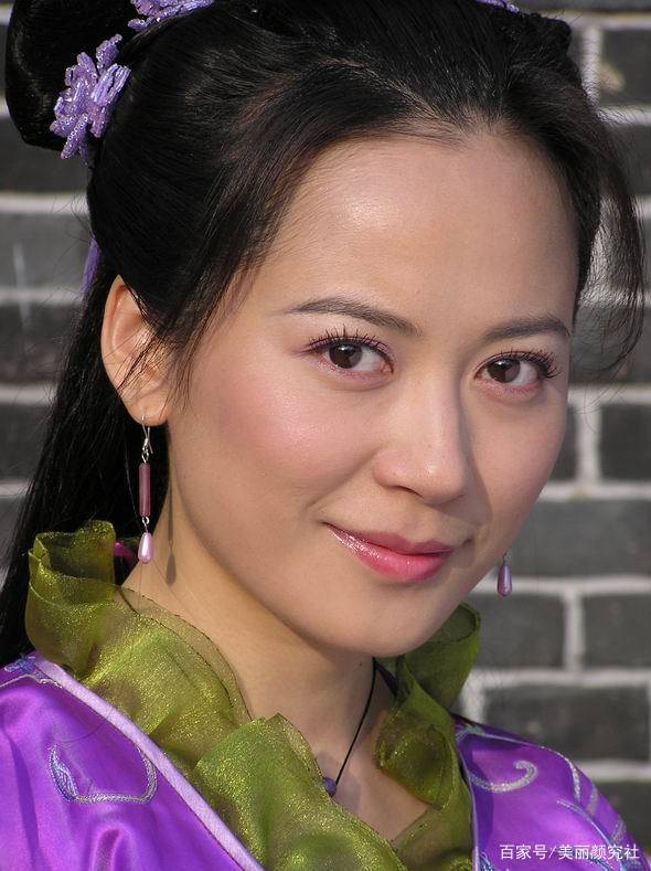 女神|她是偷偷吃了“防腐剂”吧!二十年前的长相和现在有差别吗?