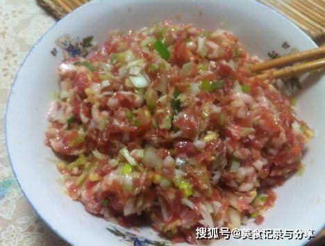 虾皮|家人的早餐，亲手做更放心，有菜有肉有汤，孩子一口一个吃不够