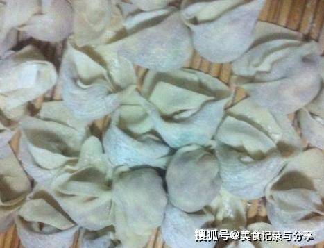 虾皮|家人的早餐，亲手做更放心，有菜有肉有汤，孩子一口一个吃不够