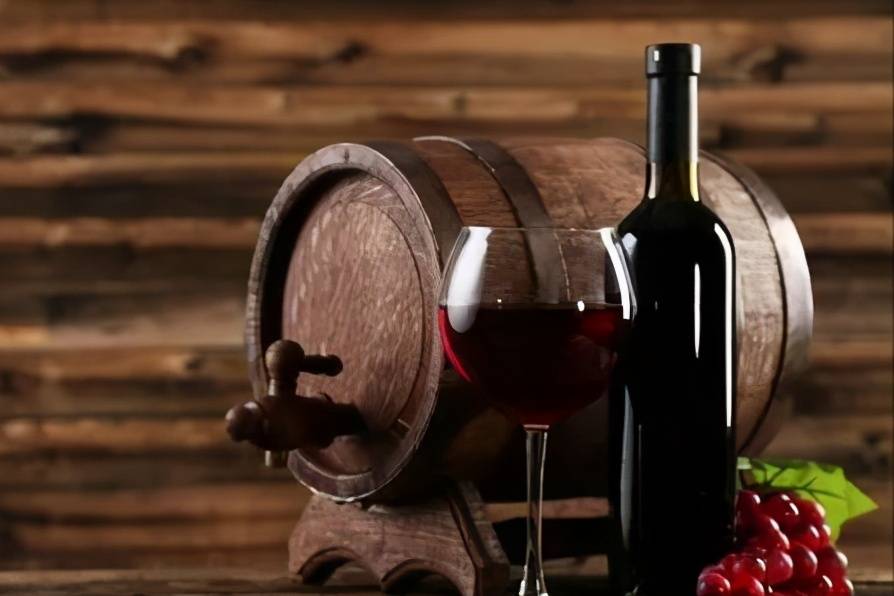 赤霞珠|红酒知识 | 赤霞珠的特点有哪些,带你解开赤霞珠之谜!