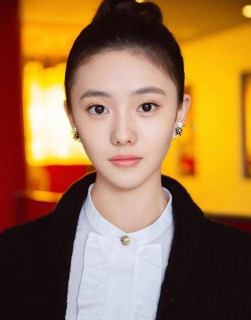 分析|化妆不如素颜美？张艺谋的新谋女郎刘浩存怎么不灵了？