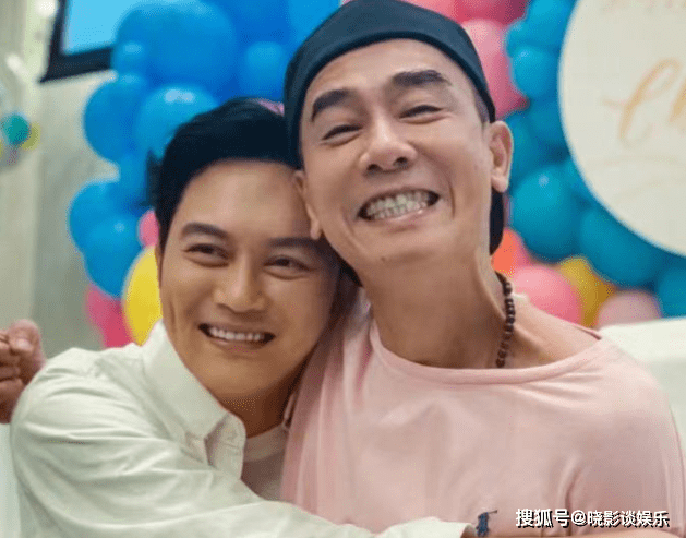 湾区|听得懂陈小春说普通话吗?张智霖完全靠猜,应采儿一本正经地模仿