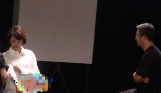 大气|董卿白岩松罕见大同框！47岁董卿换新发型形象大变，秒变甜美少女